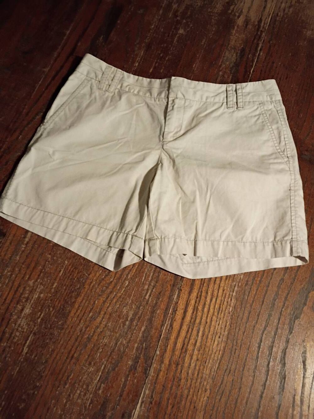 Size 4 Ann Taylor Loft Cream Cotton Casual Shorts Pockets Belt Loops